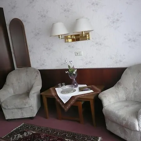 Hotel Olympia Bad Orb Kamer foto